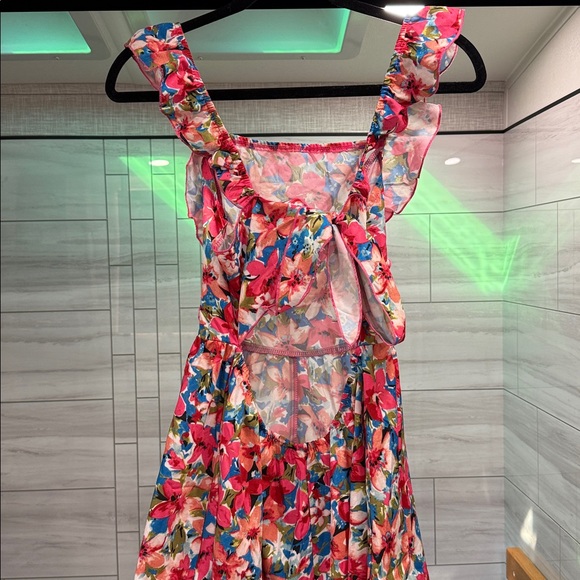 Floral Ruffle Romper Open Back - Picture 2 of 2